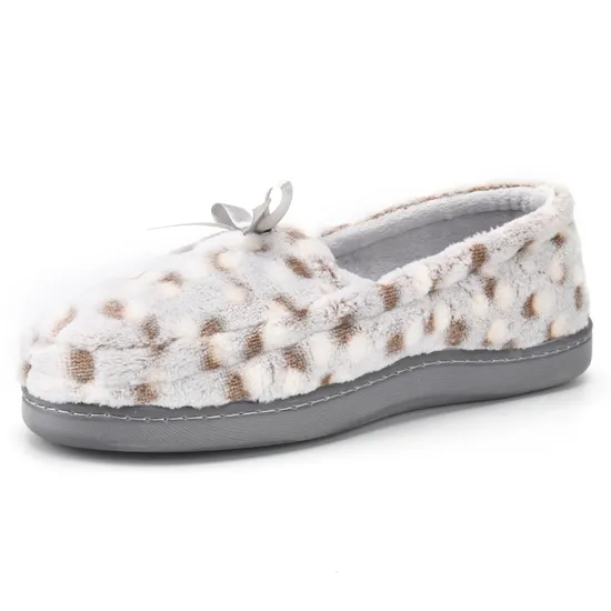 Manufacturer Custom Comfortable Embossed Leopard Flannel Warm Women Indoor Outdoor Shoe 